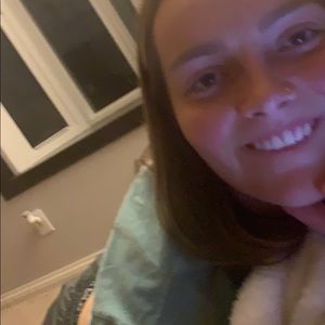 Meet your Posher, Jenna